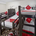 Oyo 699 Forbes Hall